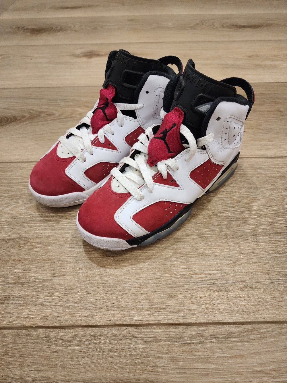 Jordan 6 Carmines